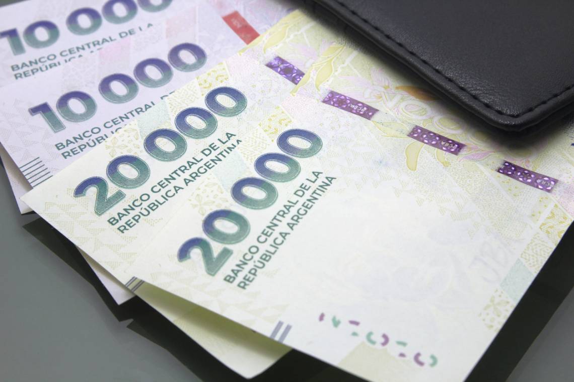 Créditos al consumo en alerta: la mora en familias trepó a 4,5% y marcó un récord desde 2021