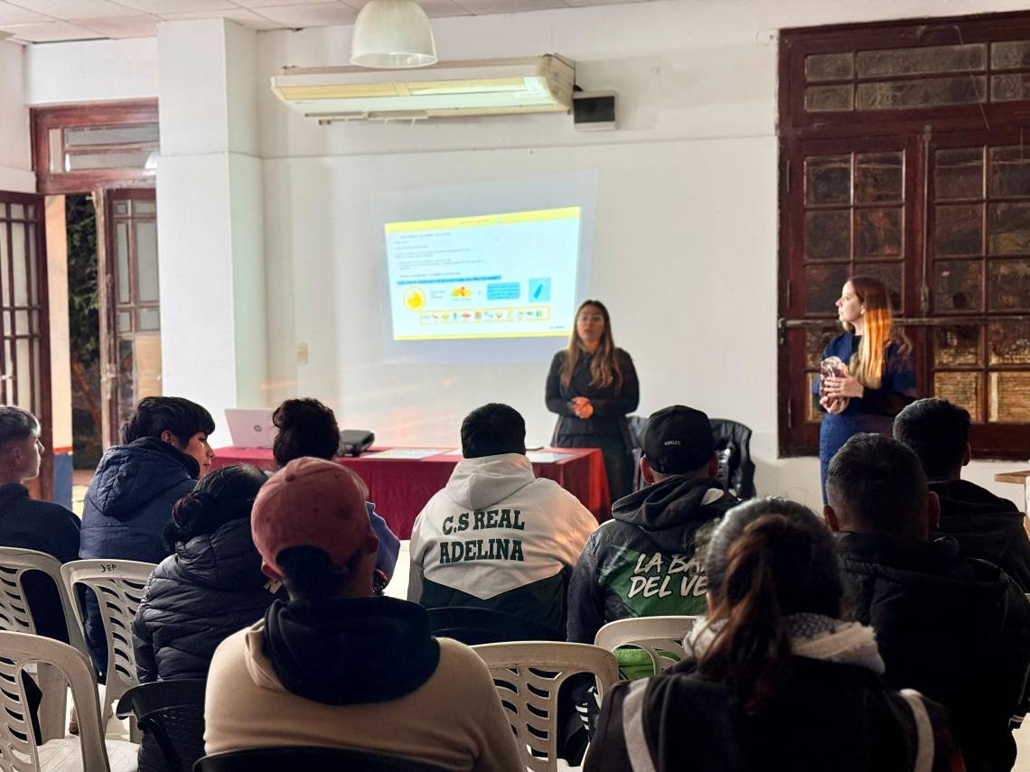 Nueva jornada de “Salud en el Club” con charlas para deportistas, familias y entrenadores