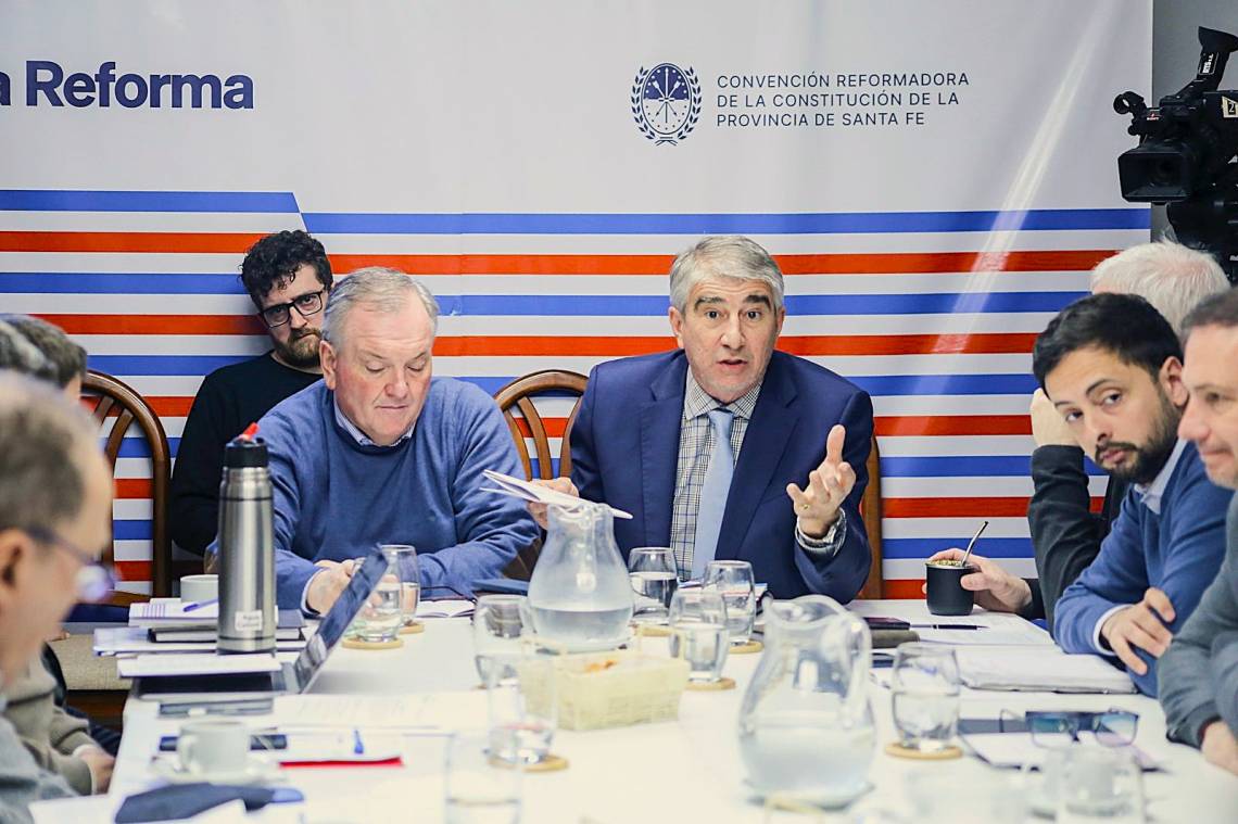 La Convención Reformadora inicia la etapa de dictámenes