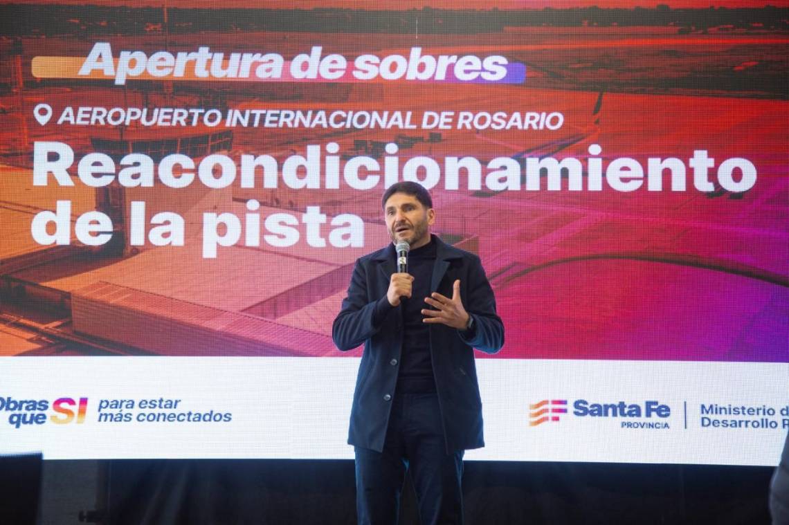 “El Gobierno Nacional se borró”: Pullaro abrió ofertas para la renovación de la pista del aeropuerto de Rosario