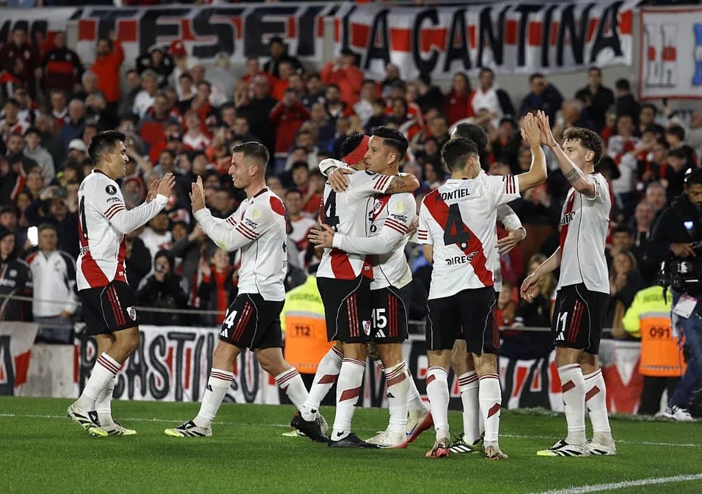 Por penales, River venció a Libertad y se clasificó a los cuartos de final de la Copa Libertadores