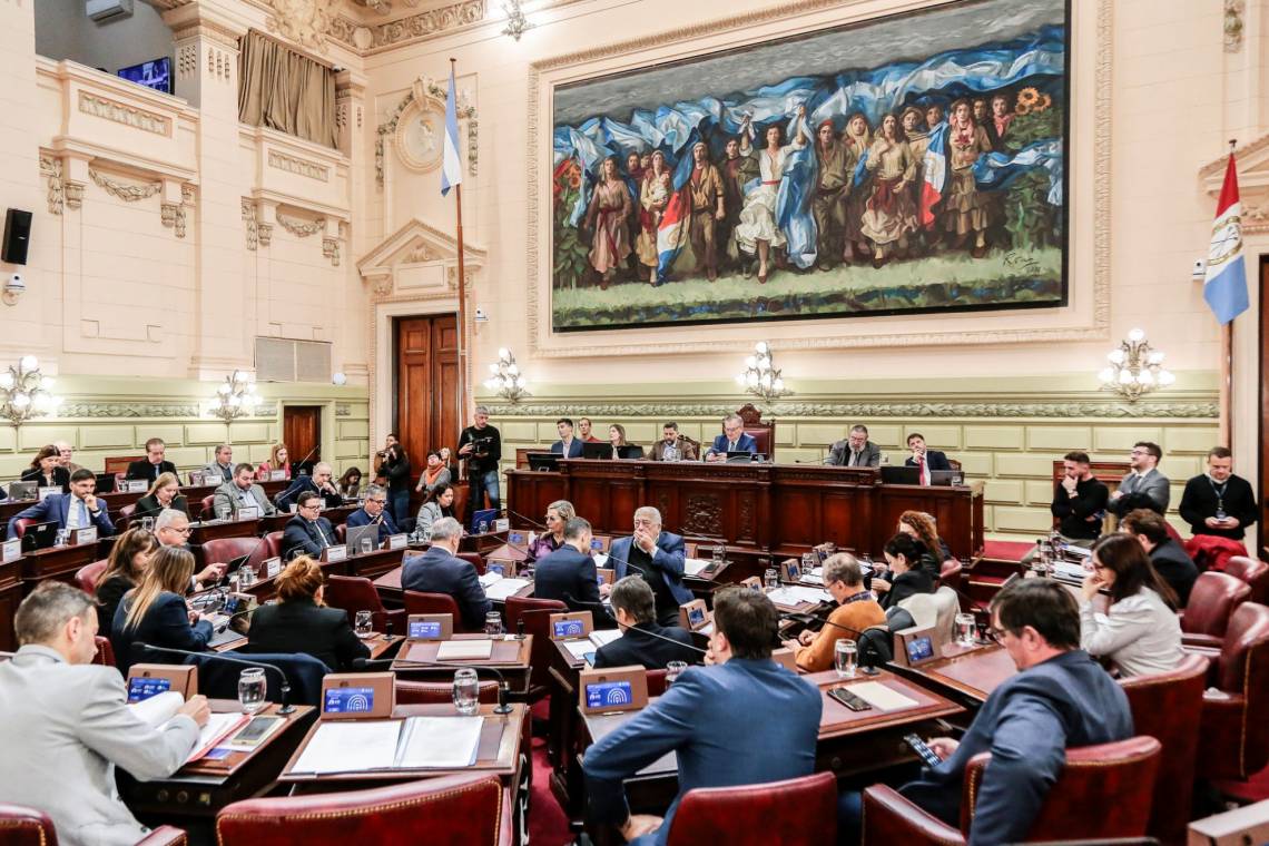 La Convención Reformadora inicia sus últimas sesiones y vota el texto definitivo de la nueva Carta Magna