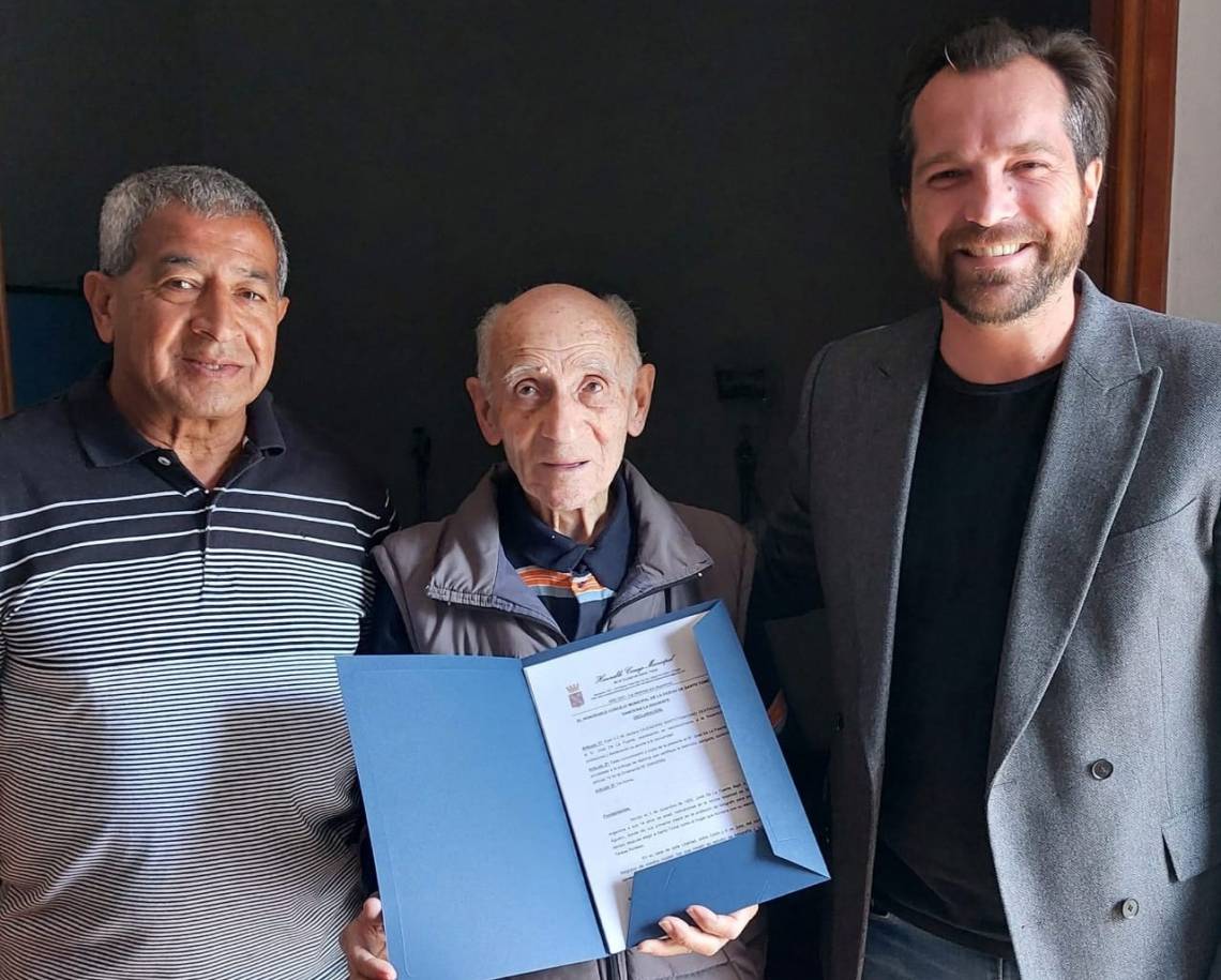 Reconocimiento oficial a José De La Fuente por su trayectoria y aporte a la comunidad