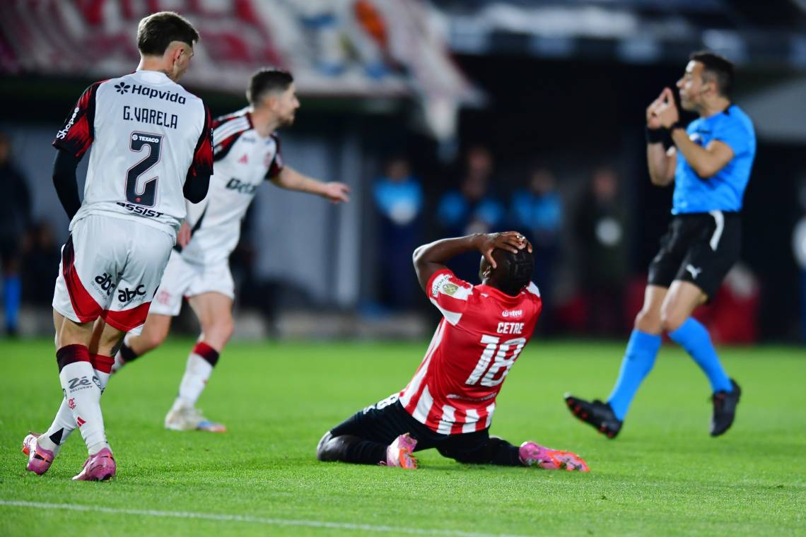 Estudiantes no pudo en los penales y dijo adiós a la Copa Libertadores