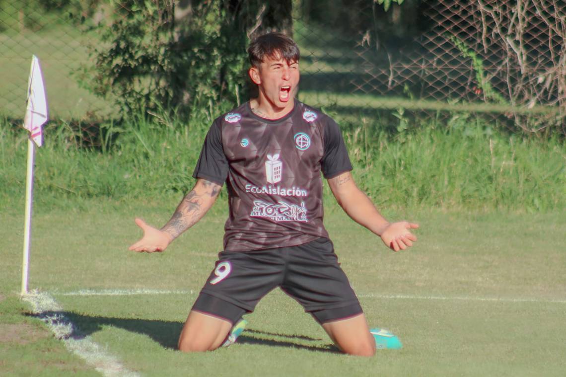 Liga Santafesina: con una victoria clave, Academia aseguró su permanencia en Primera A