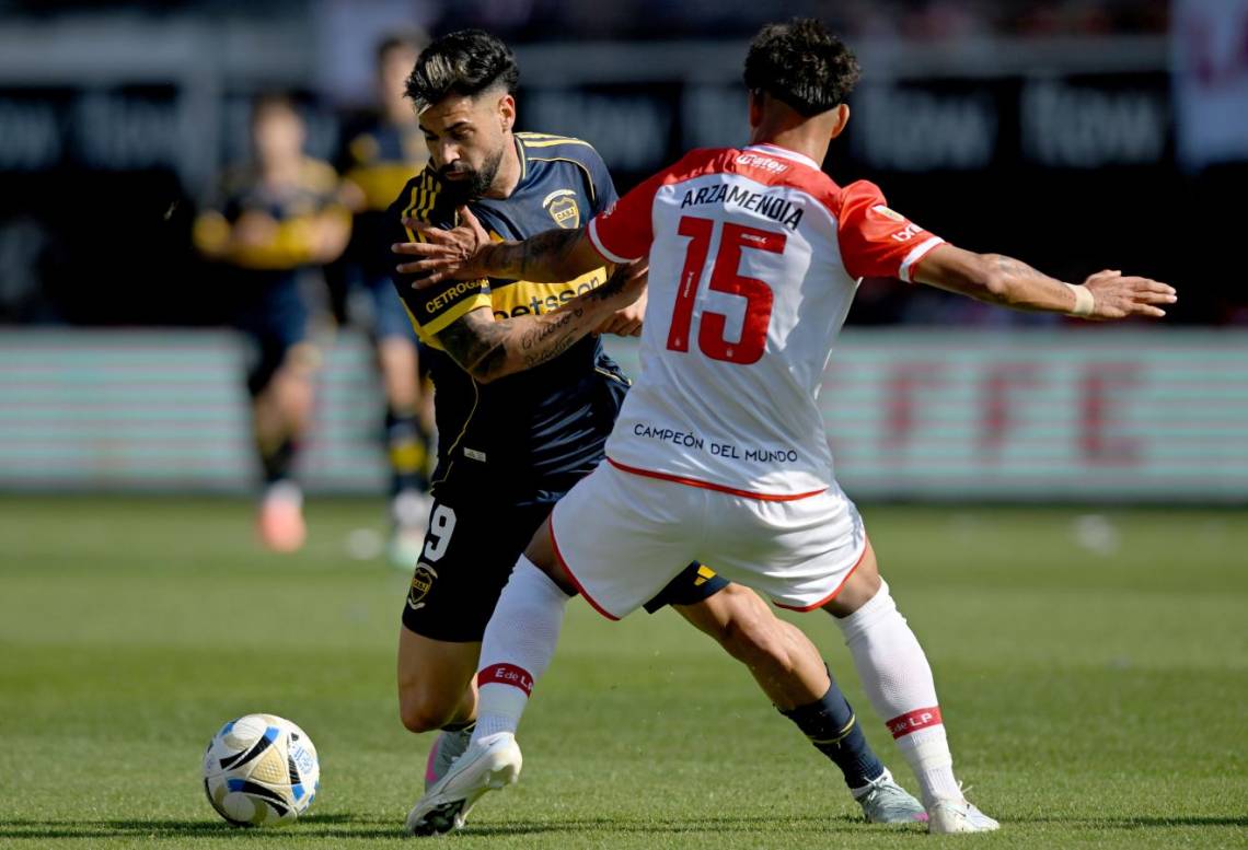 Antes del Superclásico: agónico y valioso triunfo de Boca en La Plata