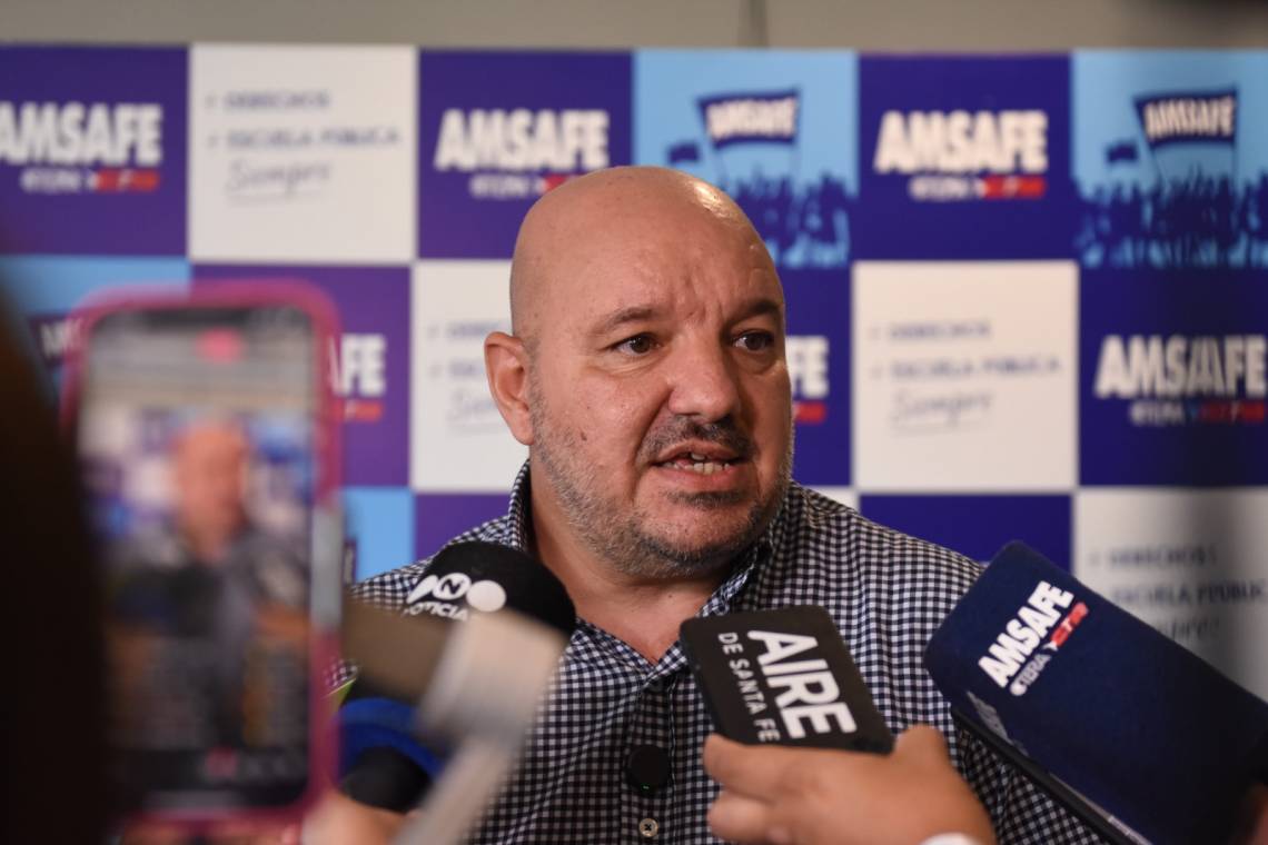 Rodrigo Alonso: “Este aumento no cubre la pérdida salarial del 30,97%”. (Foto: Prensa AMSAFE)