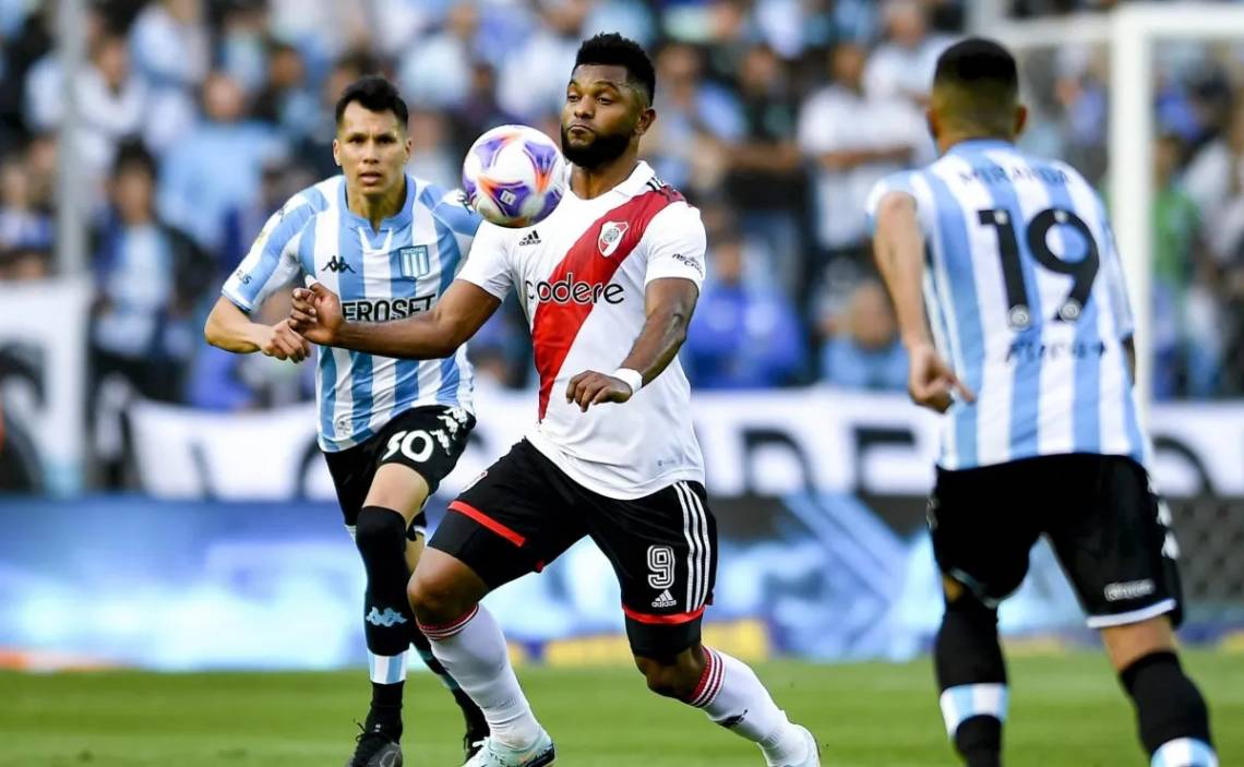 Racing y River protagonizarán el choque más destacado de los octavos de final. 