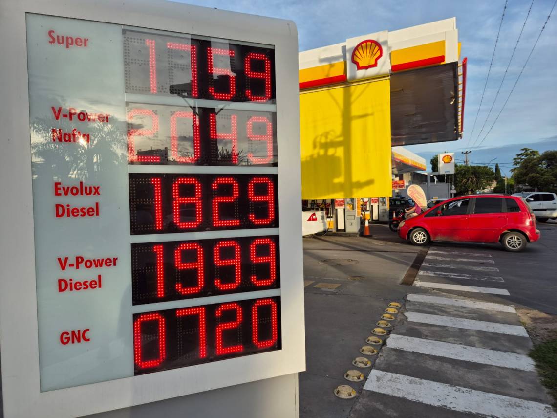 Nuevo aumento de combustibles: cuánto cuestan en cada estación y lo que viene en enero