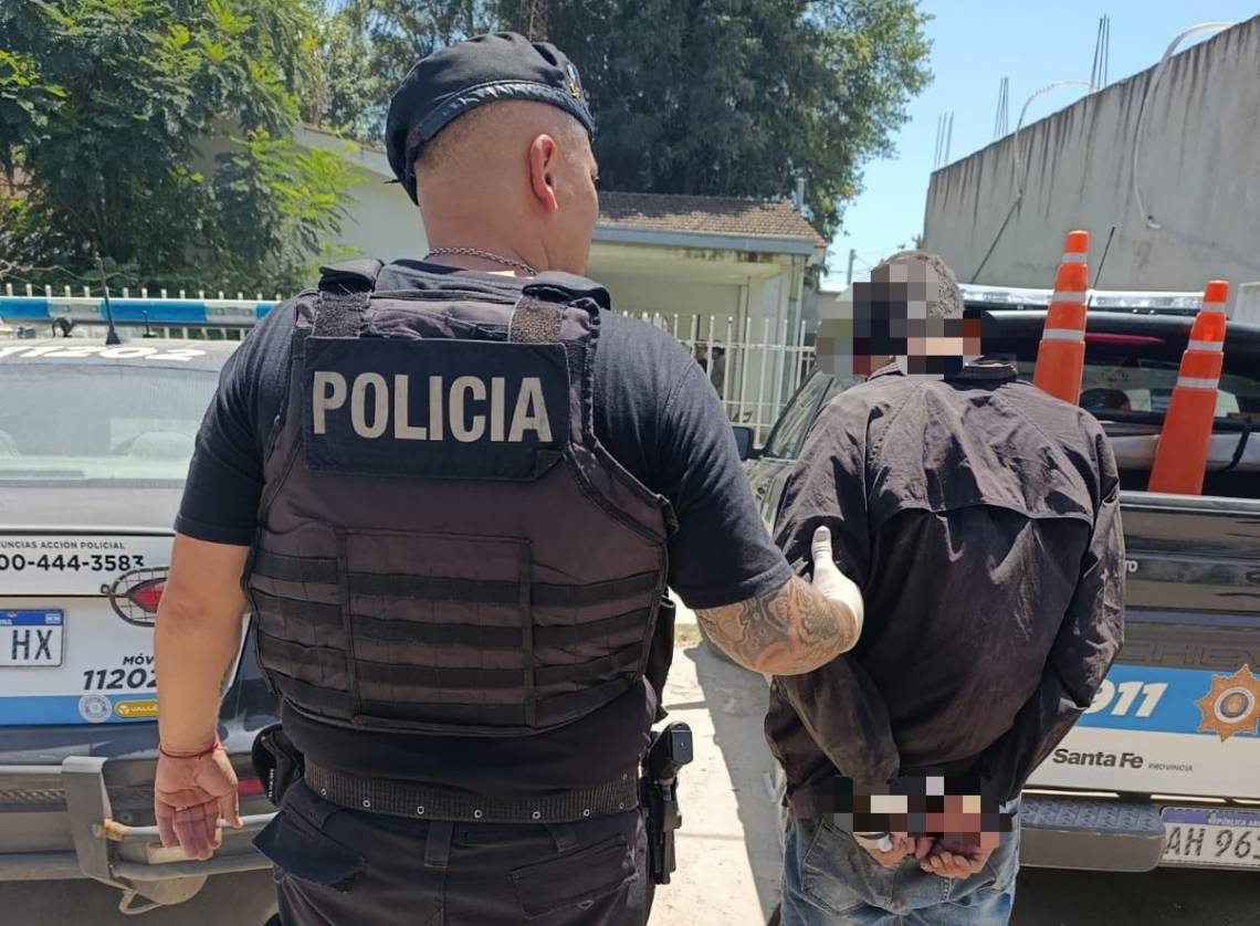 Un joven fue aprehendido tras sustraer una moto