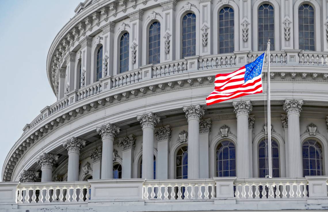 Tensión política en EE.UU.: el Senado frenó un intento de limitar acciones militares sobre Cuba