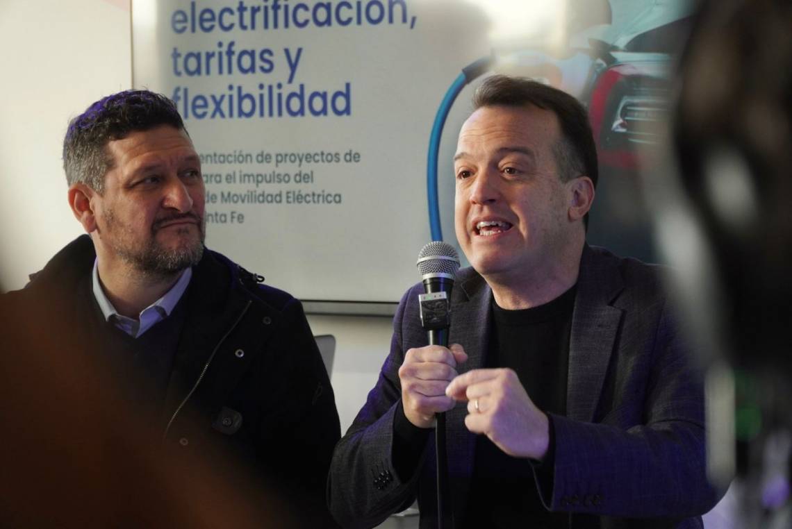 Movilidad eléctrica en Santa Fe: proponen tarifas diferenciadas e instalar más puestos de carga de vehículos