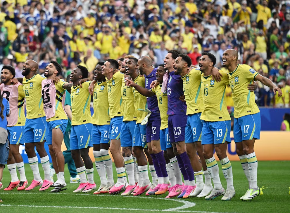 Brasil lo dio vuelta sobre la hora ante Japón y avanzó a los octavos de final