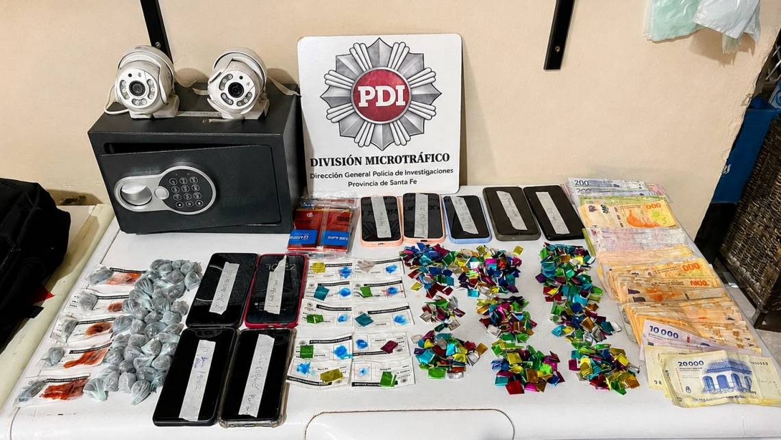 Allanamientos por microtráfico en Adelina Centro: detuvieron a dos personas y secuestraron cocaína