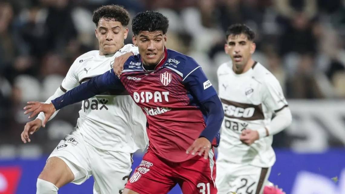 Tras levantar las inhibiciones, Unión busca en Mendoza su primera victoria