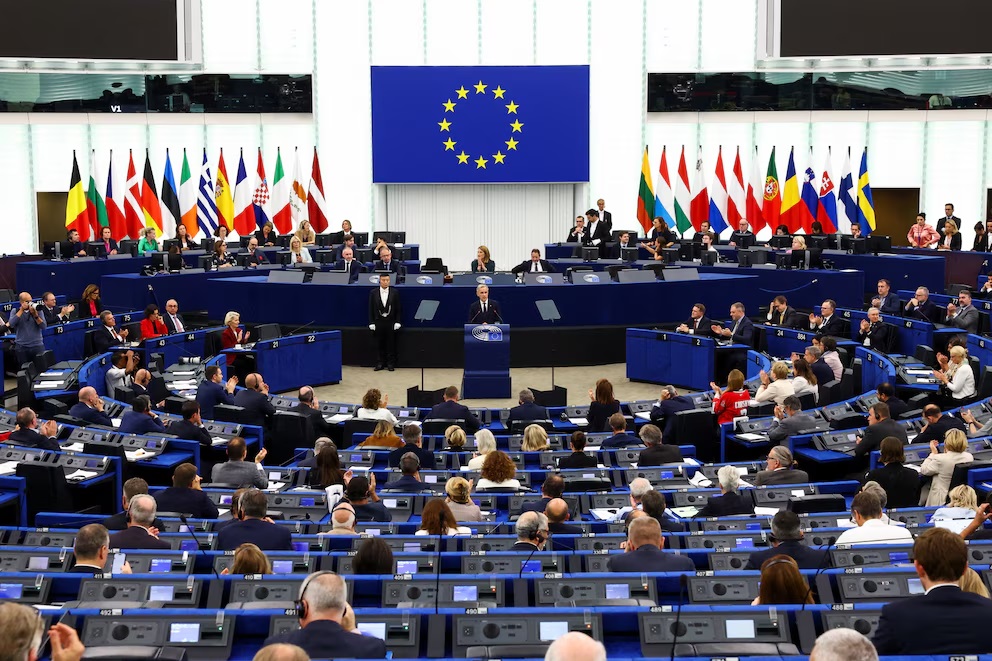 El primer ministro de Canadá, Mark Carney, defendió ante el Parlamento Europeo una alianza estratégica con la Unión Europea. (Crédito: Reuters)