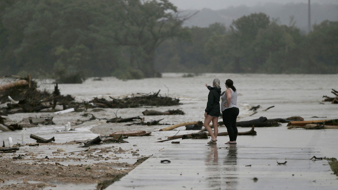 Dramáticas inundaciones en Texas: ya son 78 los muertos y sigue la búsqueda de los desaparecidos