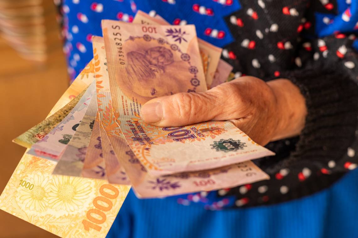 Una familia tipo necesitó $1.360.299 en enero para no ser pobre