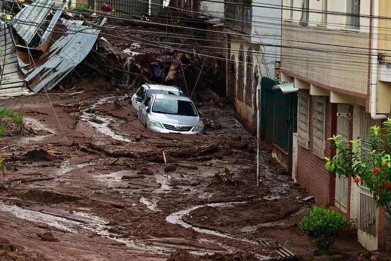 Tragedia en Brasil: al menos 36 muertos y 33 desaparecidos por lluvias en Minas Gerais