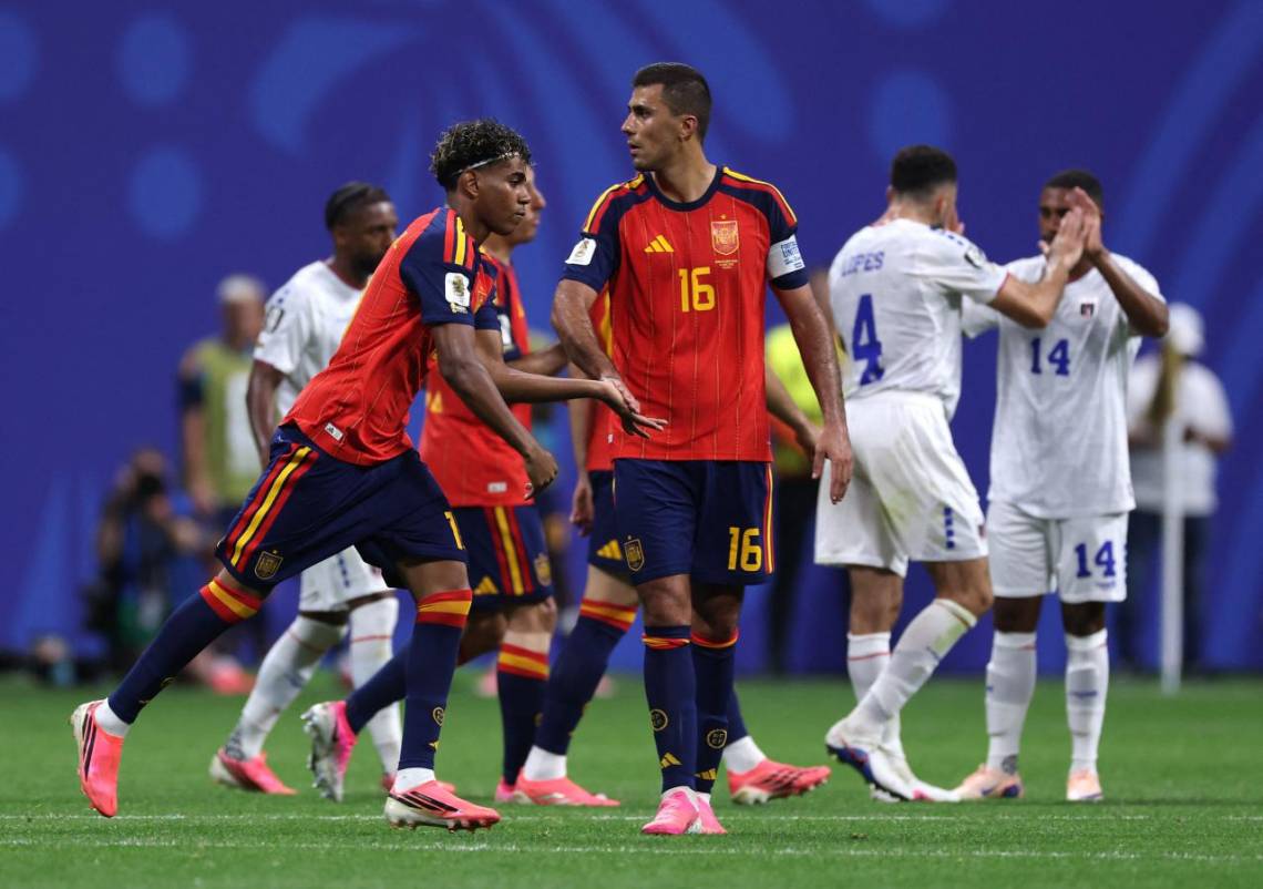 España decepcionó en su debut y empató sin goles ante Cabo Verde