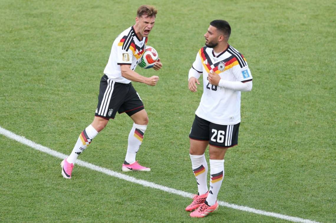 Alemania lo dio vuelta sobre la hora y se clasificó a los 16avos de final