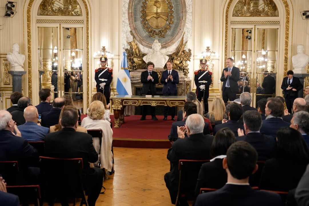 Santilli asumió como jefe de Gabinete y prometió avanzar con las reformas del Gobierno