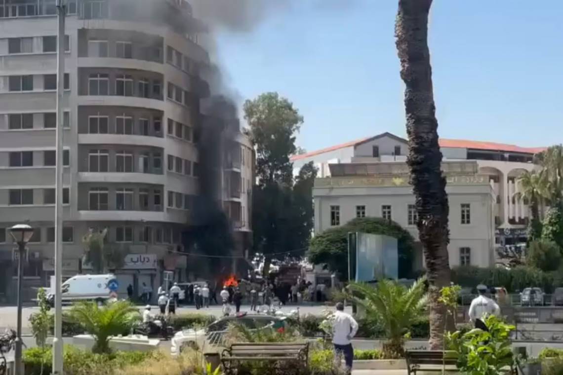 Explotaron dos bombas cerca del hotel donde se alojaba Macron durante su visita a Siria