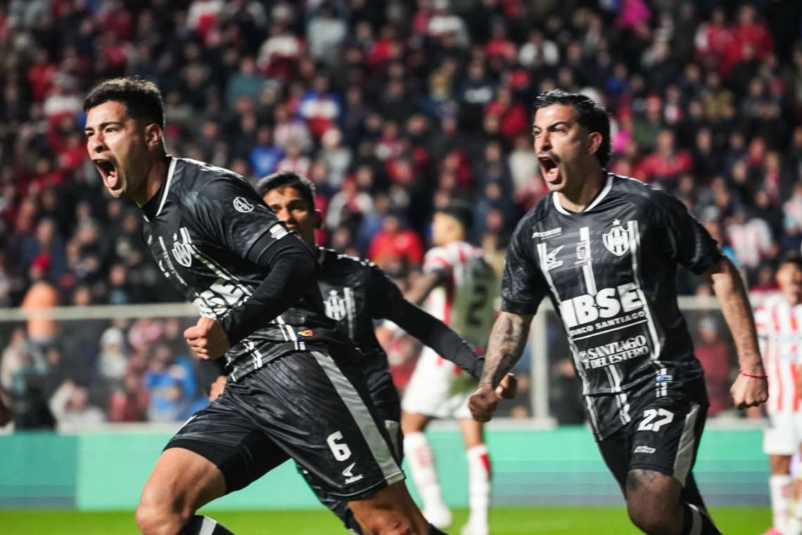 Unión lo ganaba, se lo dieron vuelta en una ráfaga y terminó perdiendo ante Central Córdoba