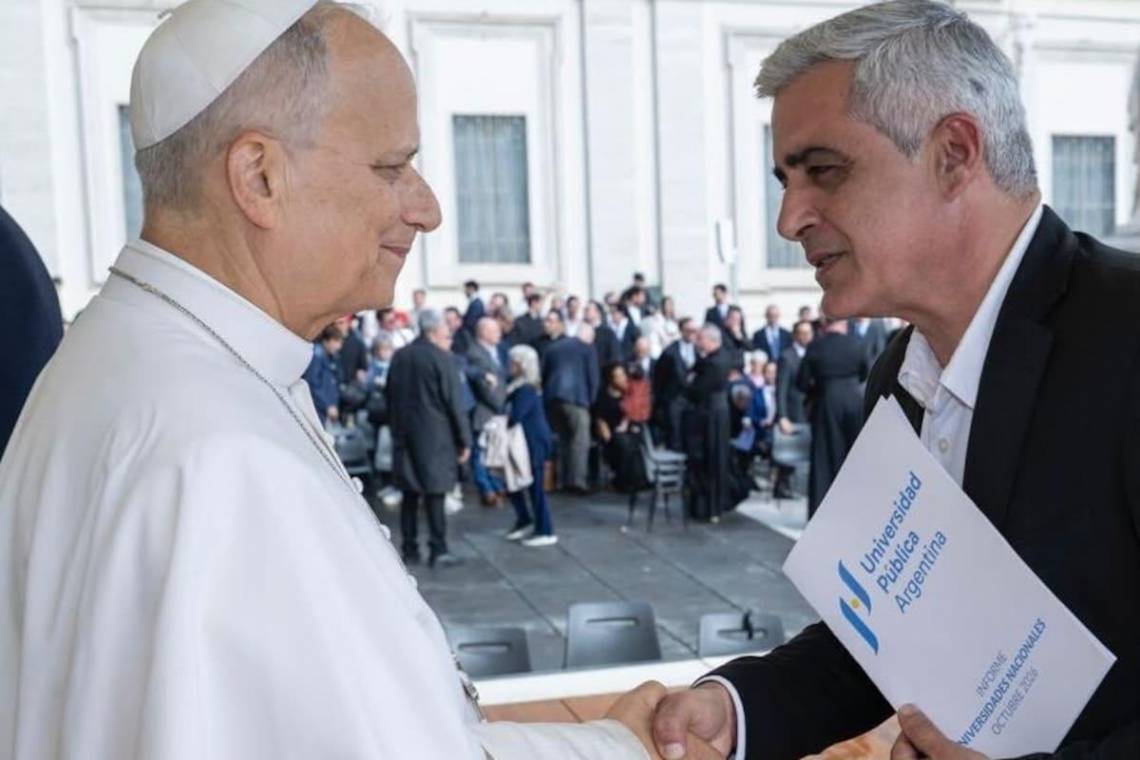 Las universidades le llevaron al Papa su reclamo al Gobierno por el financiamiento universitario