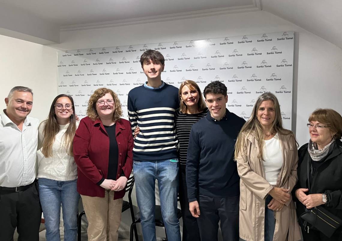 Por iniciativa de Alejandra Chena, el Concejo reconoció a jóvenes por un innovador proyecto médico