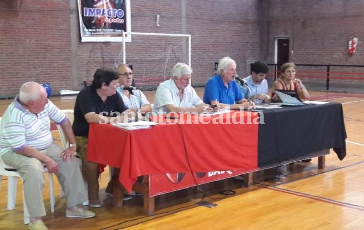 Colón aprobó su balance con un gran superávit