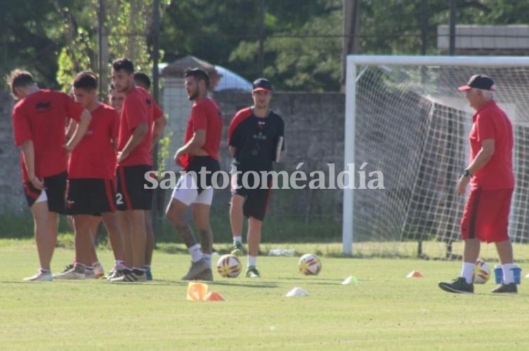 Colón irá a Córdoba con nuevo esquema