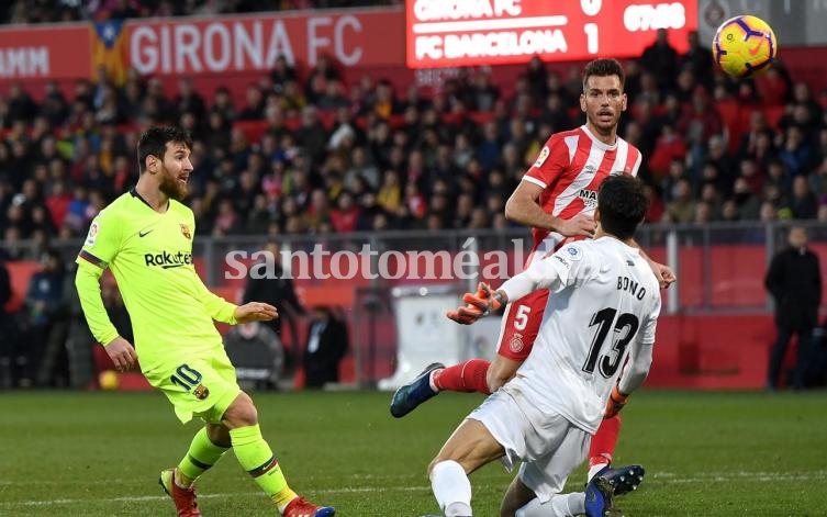 Gol de Messi y triunfo de Barcelona