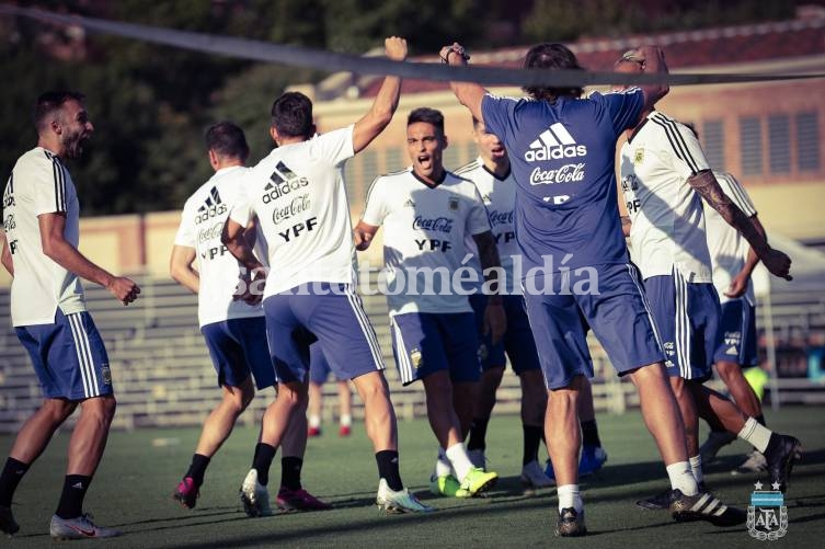 Argentina se prueba con Chile en un amistoso en Los Ángeles 