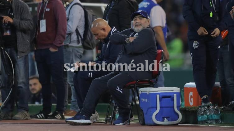 Maradona, duro con Mastrángelo: 
