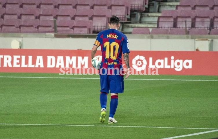 Lionel Messi le comunicó a Barcelona que se quiere ir