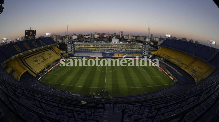 El Gobierno pone en compás de espera la vuelta de los hinchas mientras evalúa tres variables clave