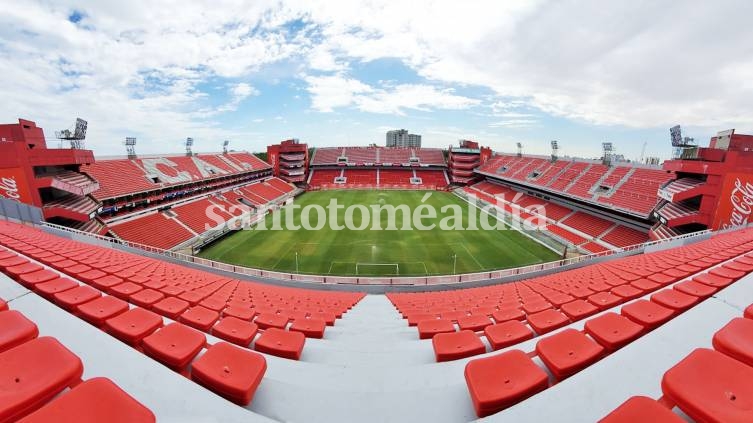 La FIFA falló en contra e Independiente deberá pagarle más de cinco millones de dólares al América