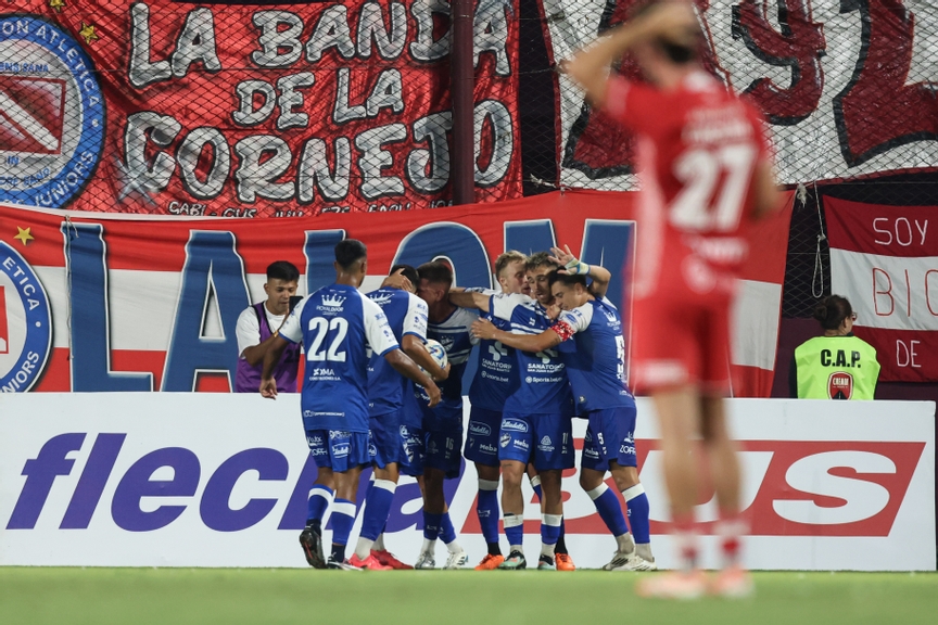 Primer batacazo de la Copa Argentina: Midland bajó a Argentinos Juniors