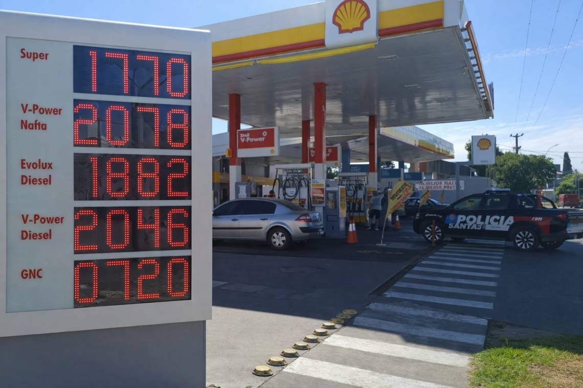 Febrero llegó con leves variaciones en los precios de los combustibles. (Foto: STD)