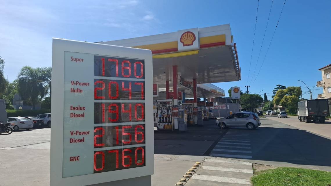 Segundo aumento de combustibles en pocos días en nuestra ciudad. (Foto: STD)