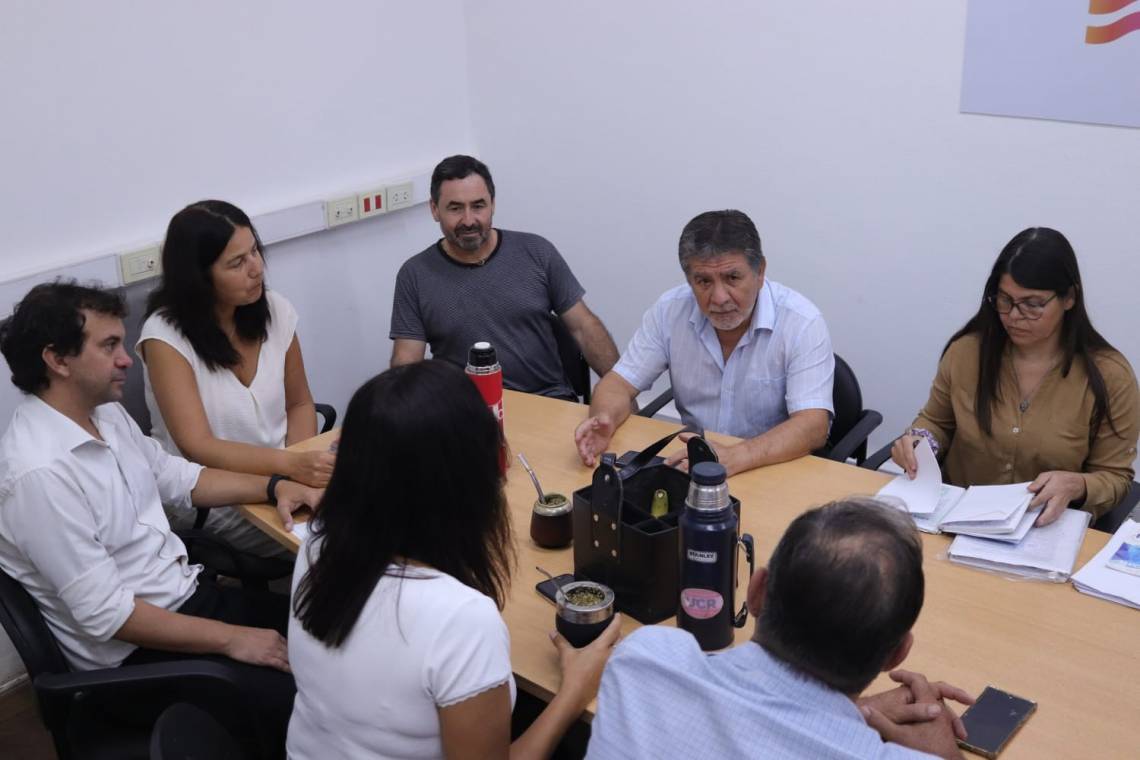 Nuevamente fracasó la reunión paritaria entre intendentes y representantes sindicales municipales. (Foto: Prensa FESTRAM)
