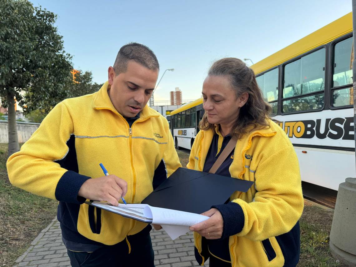 FOECyT cuestiona decisión de Correo Argentino y convoca a movilizaciones. 