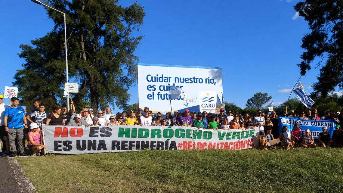 Manifestación ante a la posible instalación de la planta de Hidrógeno Verde que se instalaría en Paysandú.
