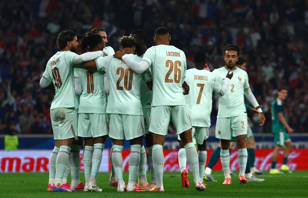 Con un triplete de Olise, Francia venció a Irlanda del Norte y llega afilada al Mundial
