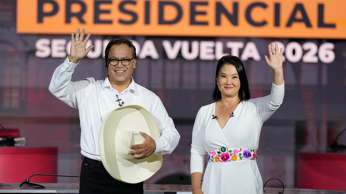 El candidato izquierdista aventaja por menos de 20 mil votos a la dirigente conservadora.