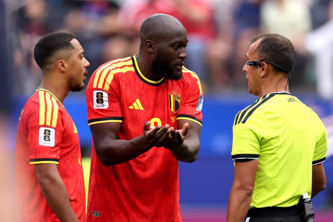 Bélgica e Irán empataron sin goles en un duelo marcado por los arqueros.