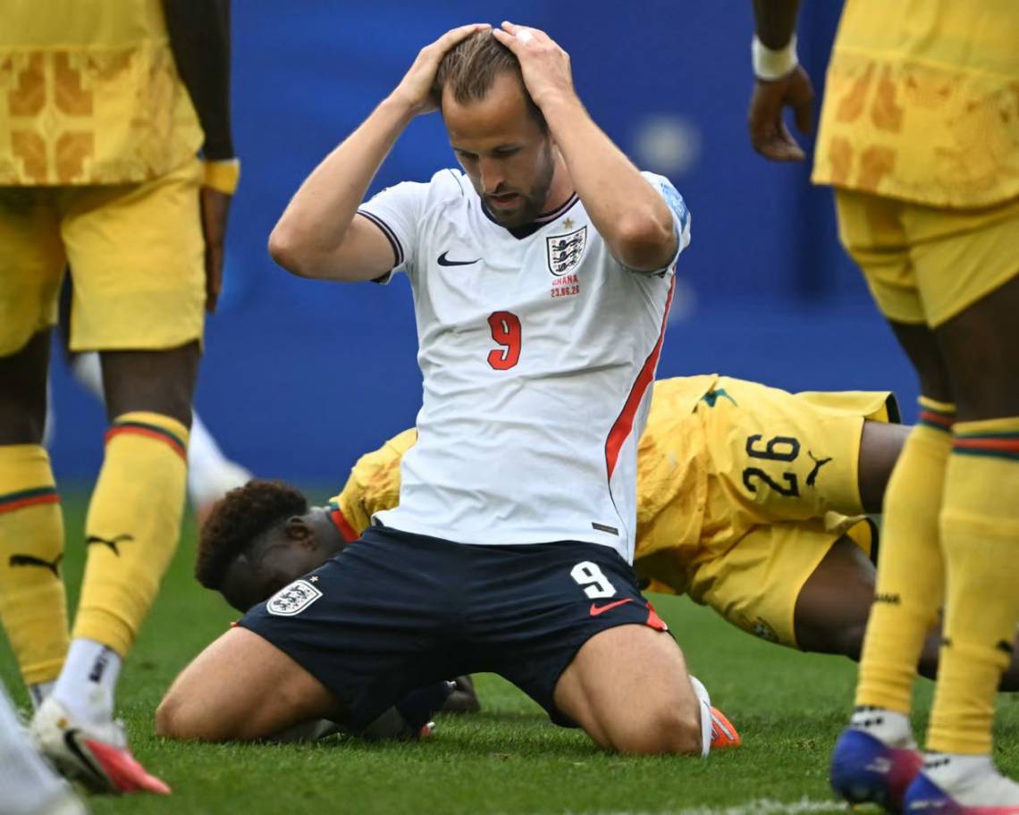 Harry Kane, el delantero inglés desperdició una chance inmejorable para darle la victoria a su equipo.