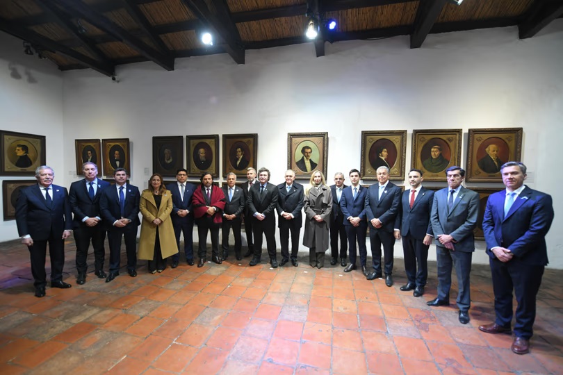 Mile reunió en Tucumán a algunos gobernadores y miembros de su Gabinete.