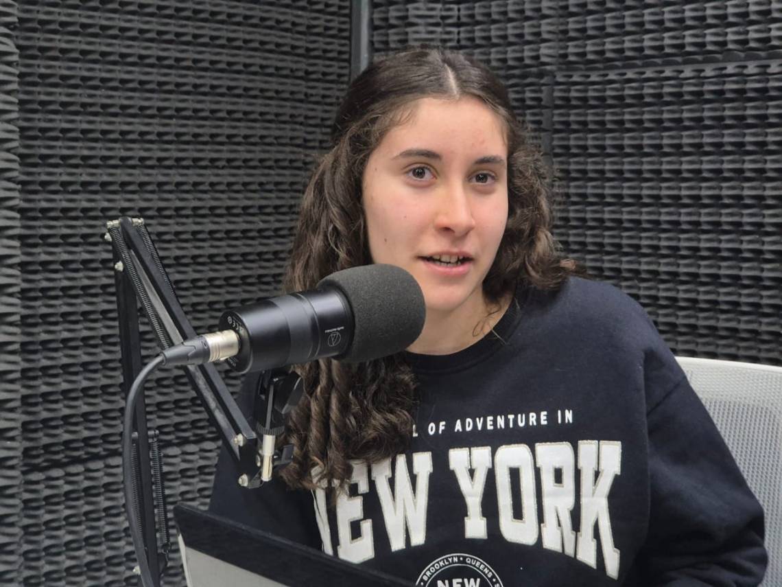 Manuela Herrero visitó Nova al Día tras su gran actuación en Valledupar 2026.